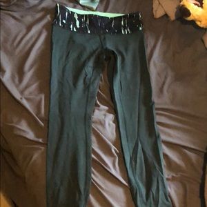 Barely worn reversible lululemon wunder unders.